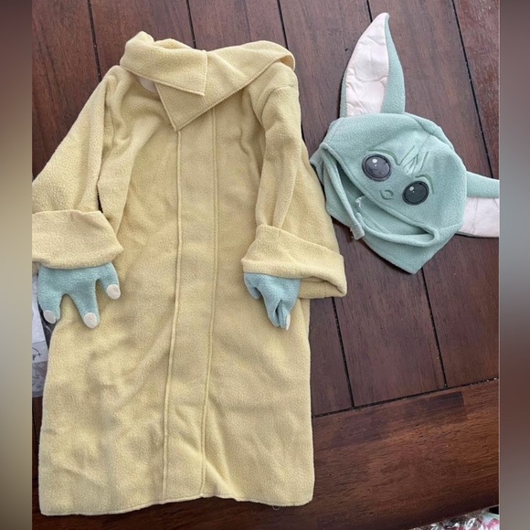 Baby Yoda costume - Picture 2 of 2